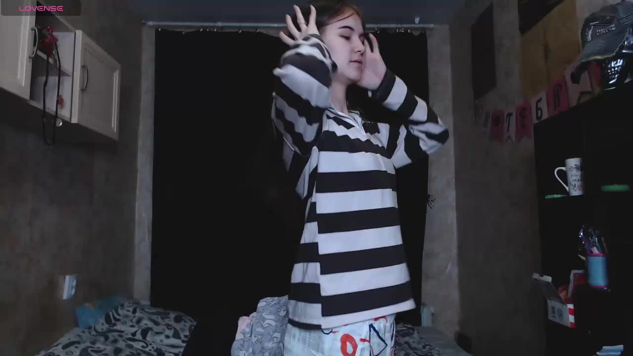 littleowlx Cam Model Chat October 3, 2025