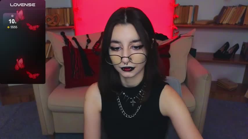 Mistress__Marcelline Cam Model Chat October 3, 2025