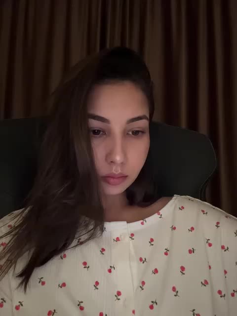 -Icce- Cam Model Chat October 3, 2025