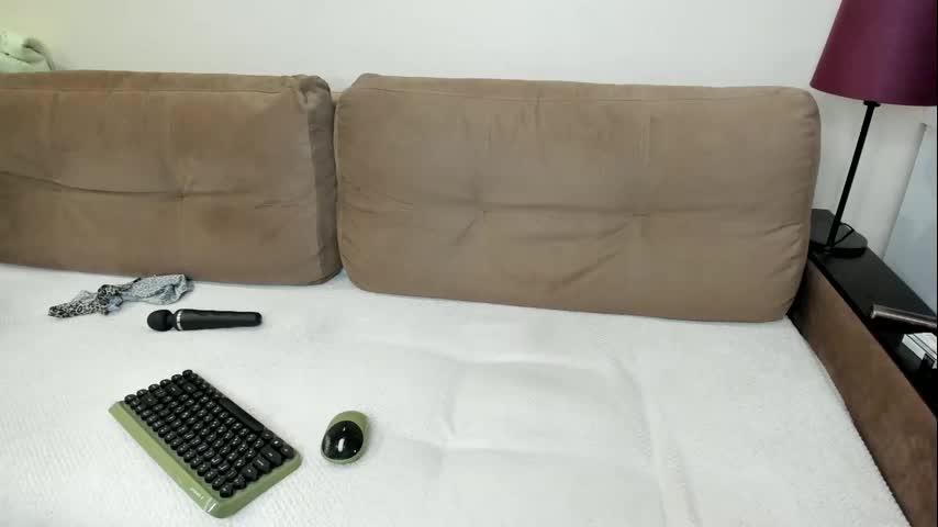 nikki000cool Cam Model Chat October 3, 2025