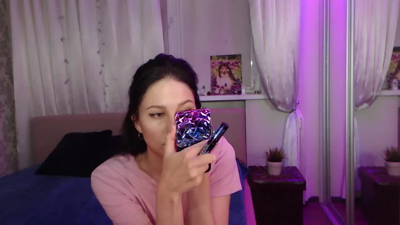 Zlata777 Cam Model Chat October 3, 2025