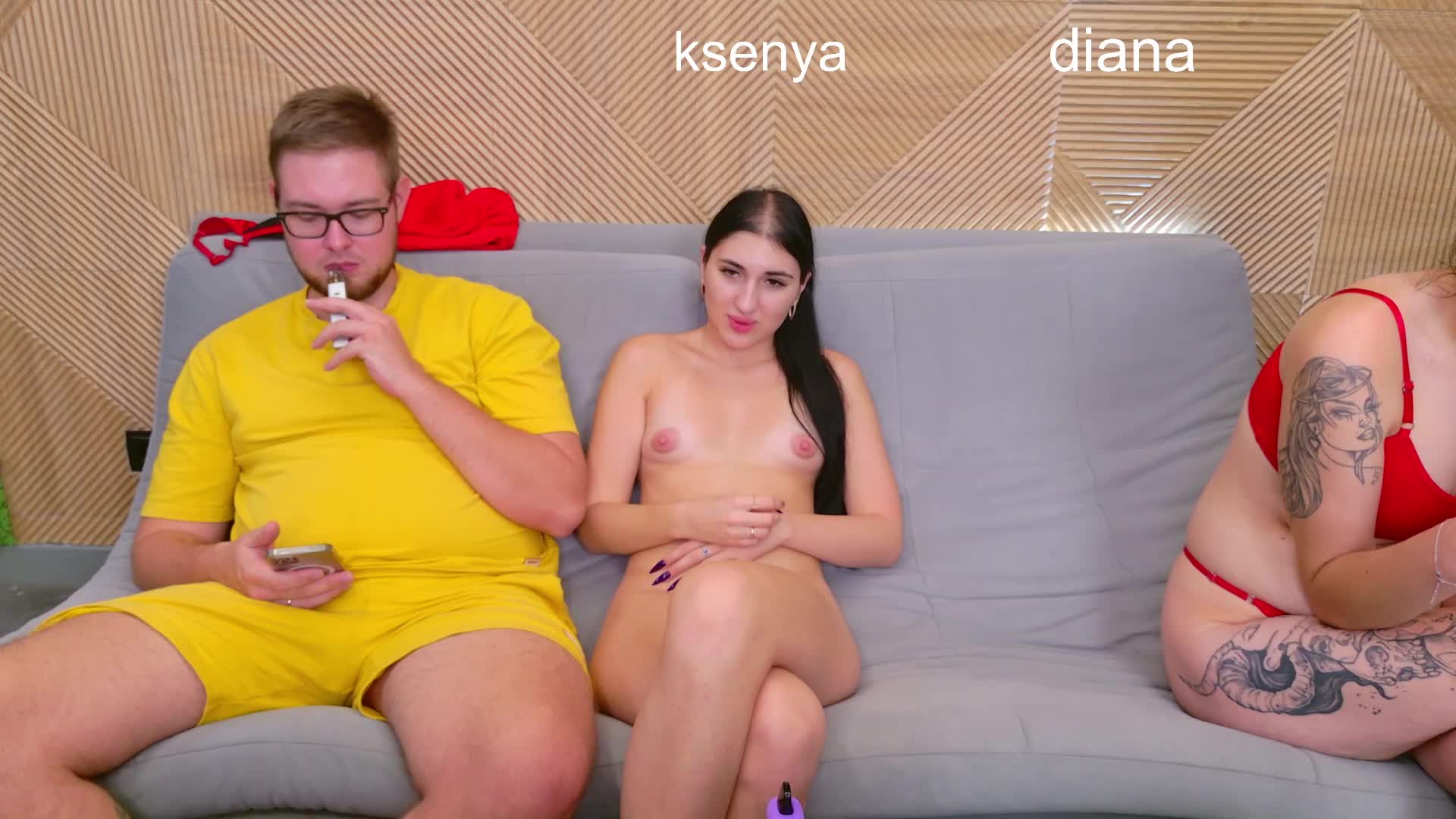 WebcamSlut Cam Model Chat October 4, 2025