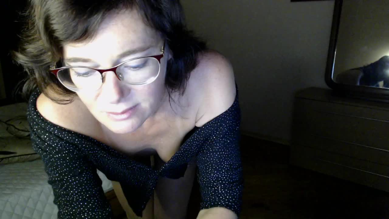 Viorica Cam Model Chat October 4, 2025