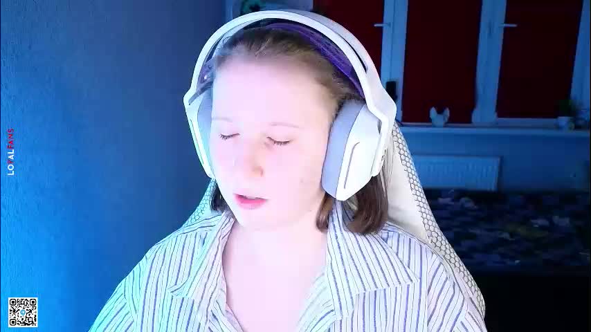 moon_avengers Cam Model Chat October 4, 2025