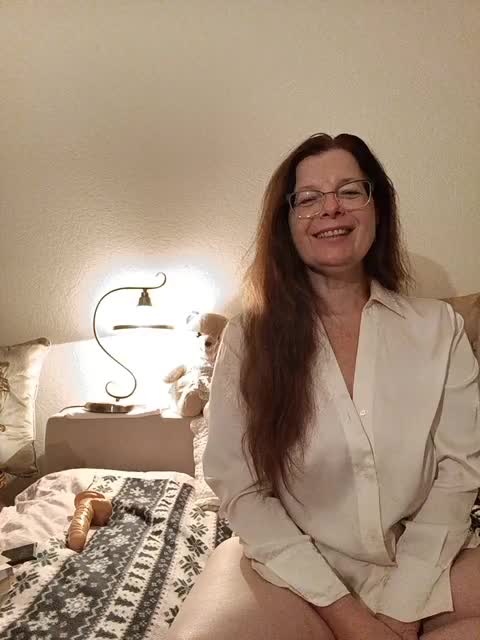 HelenBerg Cam Model Chat October 4, 2025