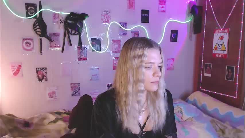 your_horny_friends Cam Model Chat October 4, 2025