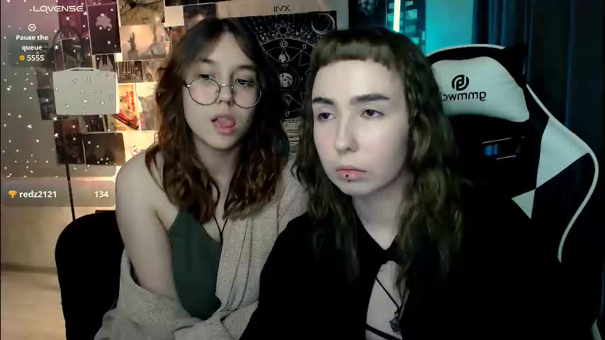 julscinamon Cam Model Chat October 4, 2025