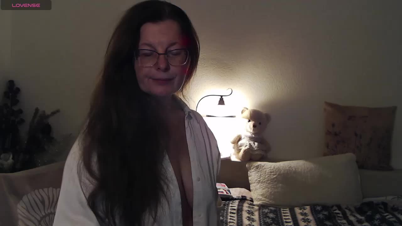 HelenBerg Cam Model Chat October 4, 2025