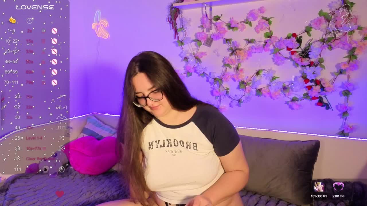 MiraSevan999 Cam Model Chat October 4, 2025