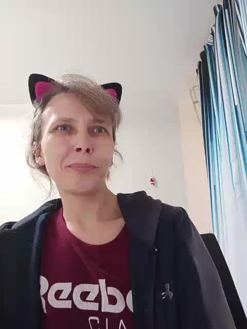 -Queen-Margo- Cam Model Chat October 4, 2025