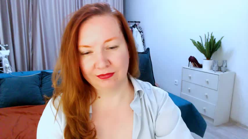GoddessLara Cam Model Chat October 4, 2025