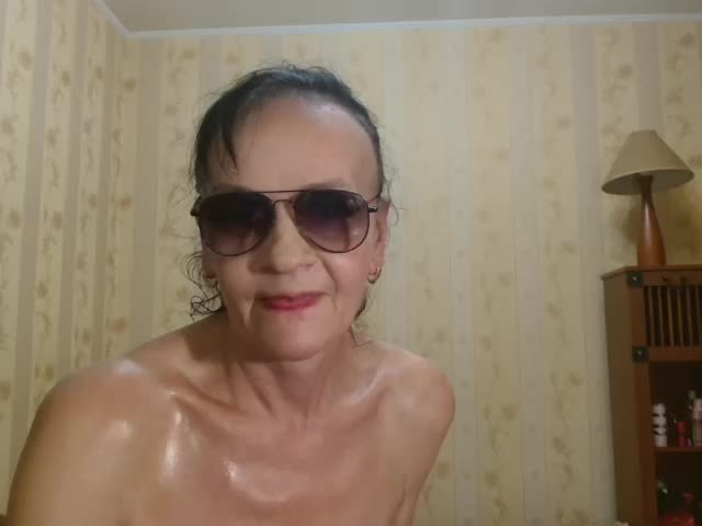 Valentina3859 Cam Model Chat October 4, 2025