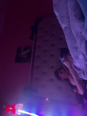 Flossy_Vettie Cam Model Chat October 4, 2025