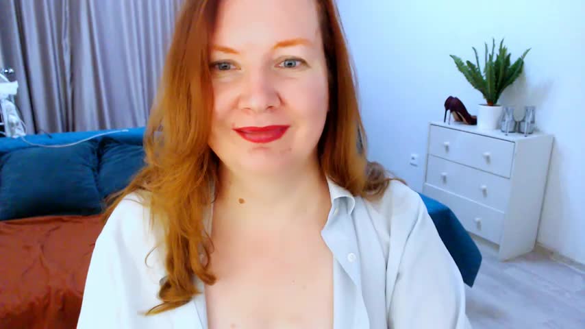 GoddessLara Cam Model Chat October 4, 2025