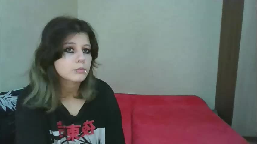 crystal_porn_love Cam Model Chat October 4, 2025