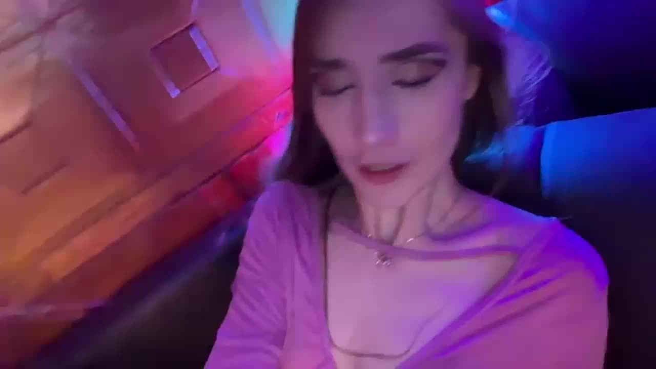 CandyBoom Cam Model Chat October 4, 2025