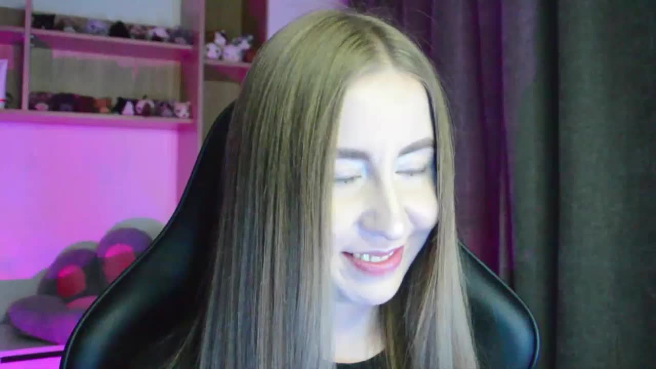 -Rii- Cam Model Chat October 4, 2025