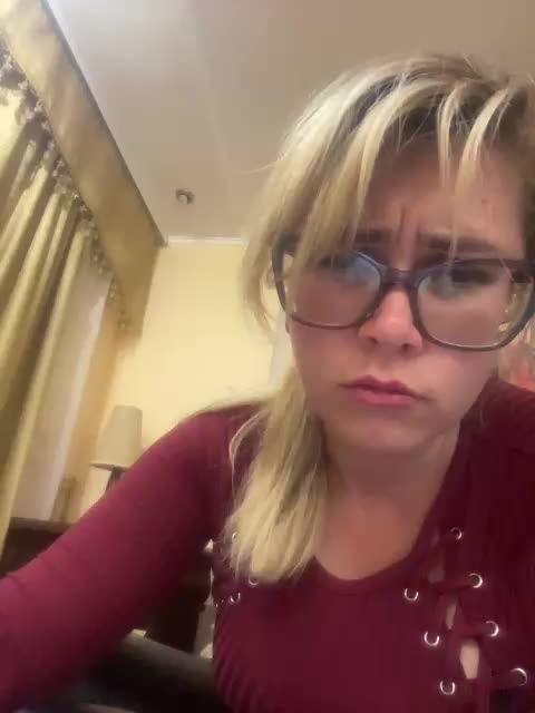 Elegant00Girl Cam Model Chat October 4, 2025