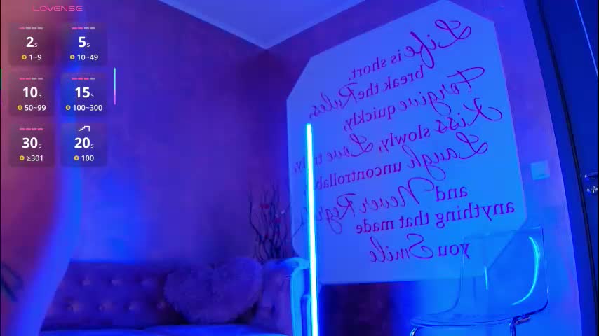 evanew_ Cam Model Chat October 4, 2025