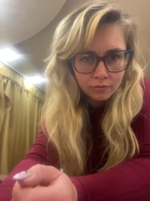 Elegant00Girl Cam Model Chat October 4, 2025