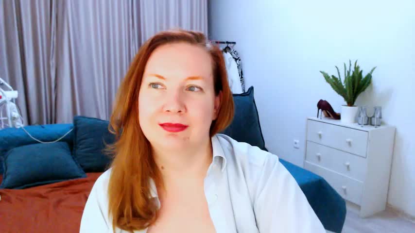GoddessLara Cam Model Chat October 4, 2025