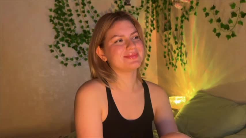 kmandarin Cam Model Chat October 4, 2025