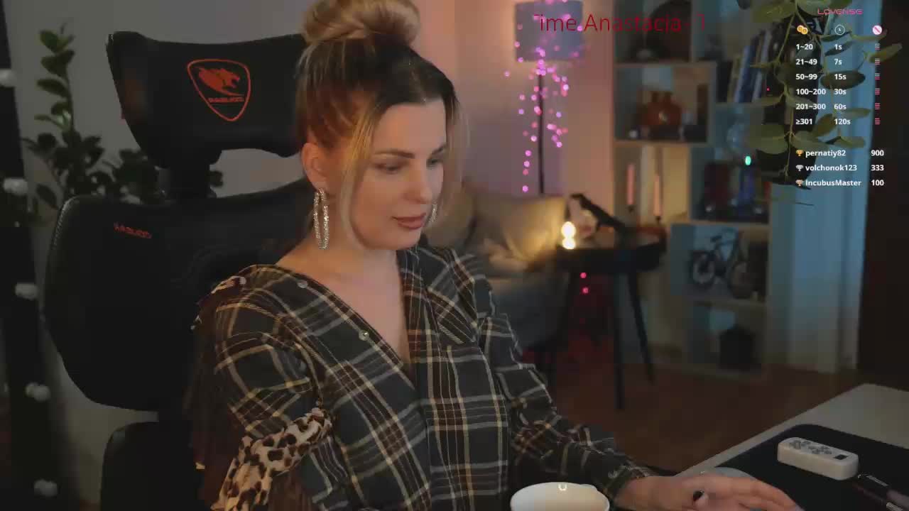 _Lady_M_ Cam Model Chat October 4, 2025