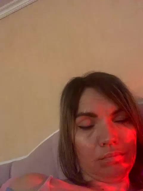 Ella-Pearlie Cam Model Chat October 4, 2025