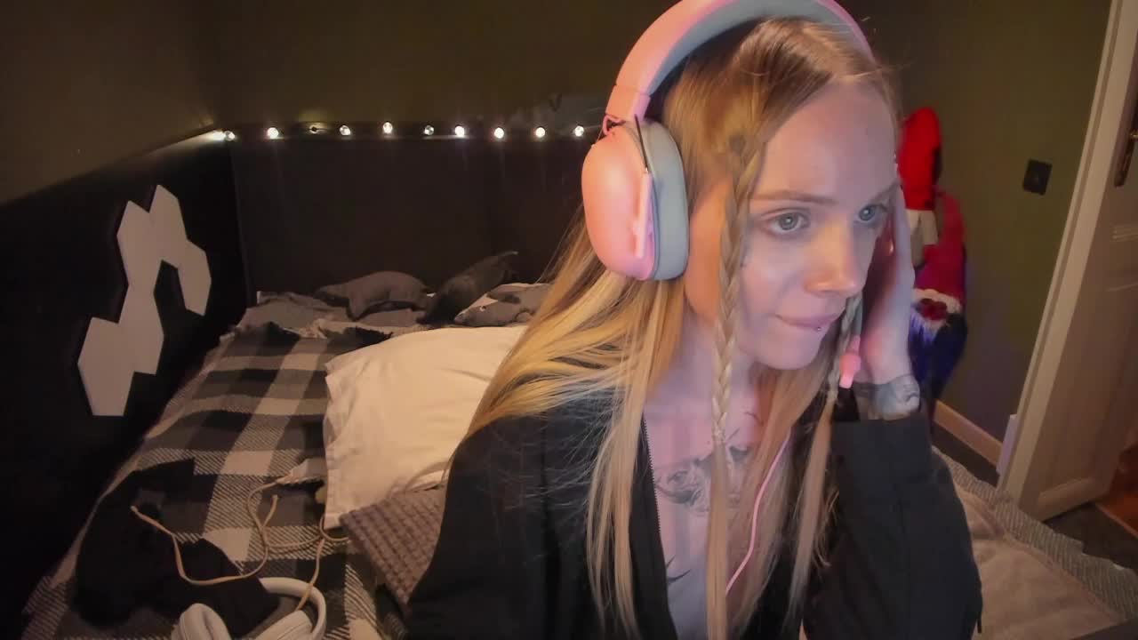 Tina_ne_malina Cam Model Chat October 4, 2025