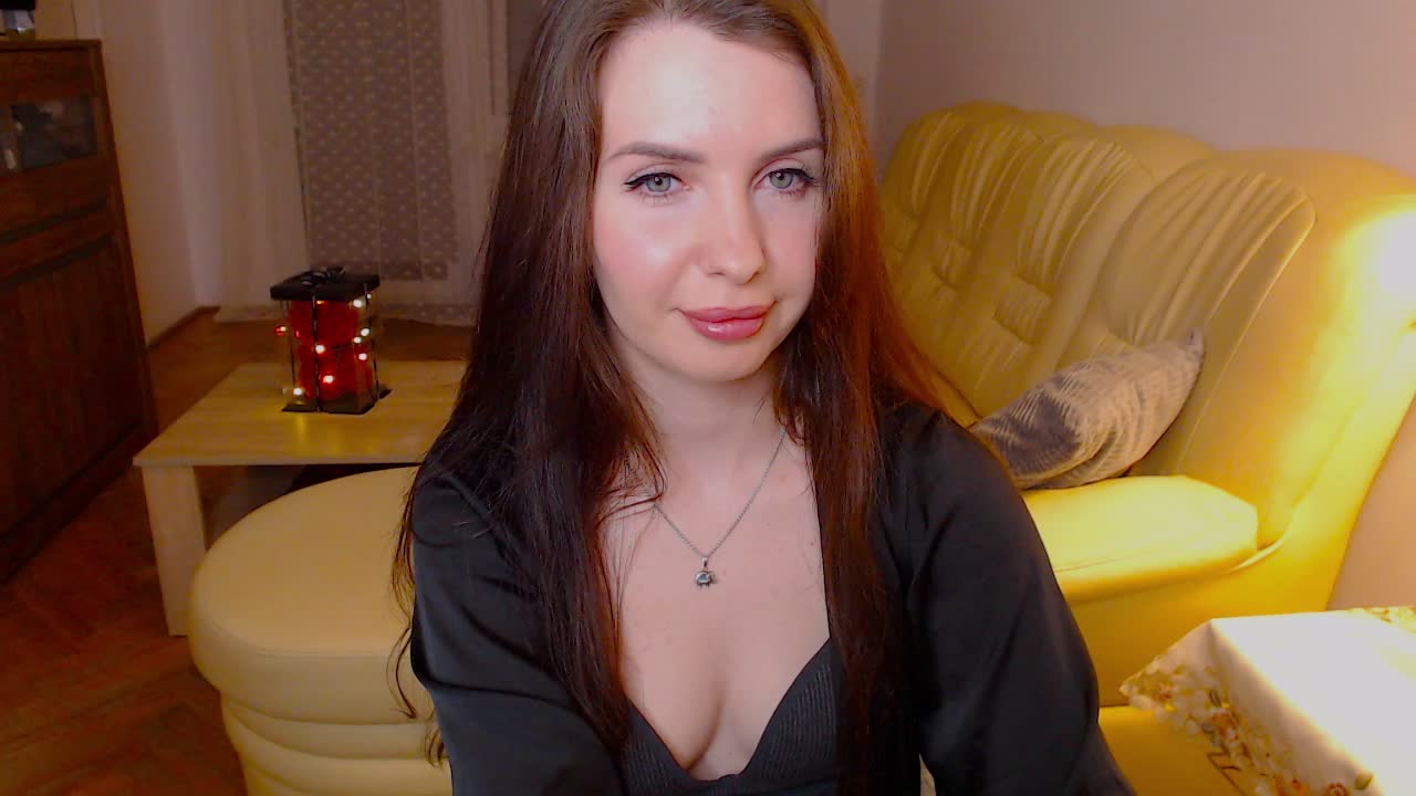 raspberry-paradise Cam Model Chat October 4, 2025