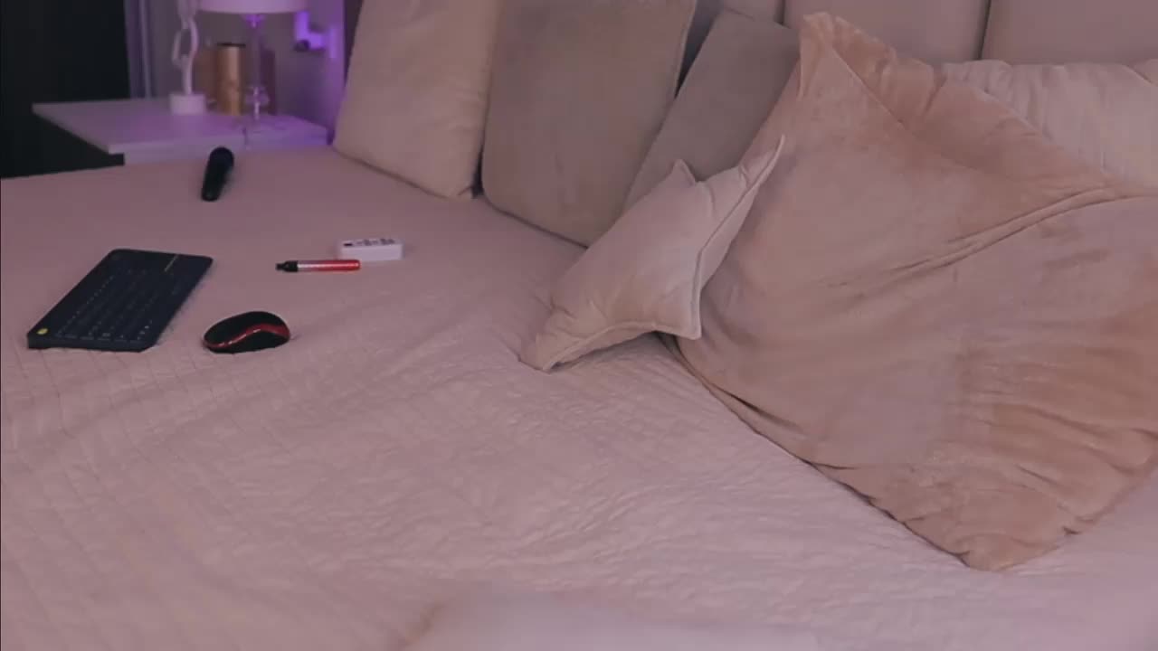 LeaEden Cam Model Chat October 4, 2025