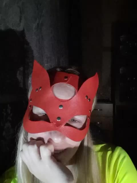 -nelya- Cam Model Chat October 4, 2025