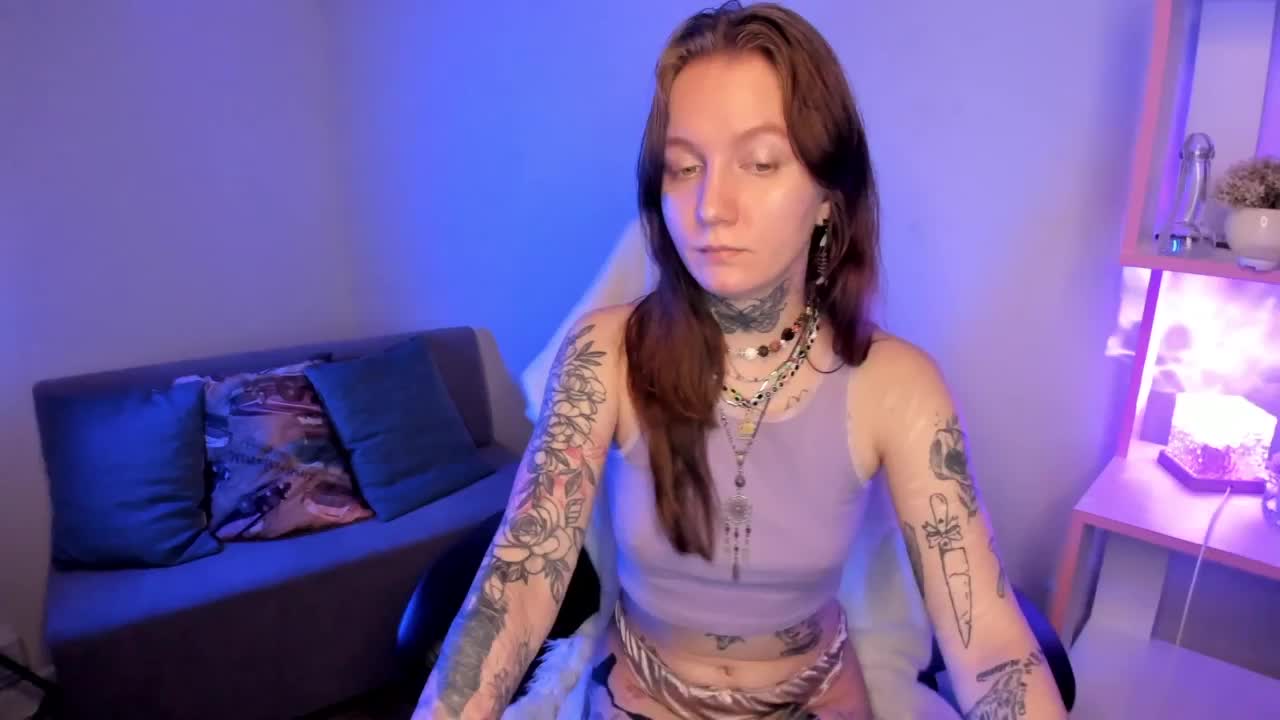 Mary-Xextra Cam Model Chat October 4, 2025