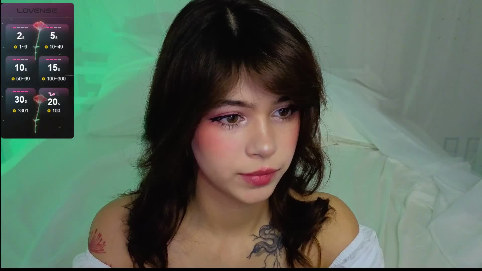 CoralineJones Cam Model Chat October 4, 2025