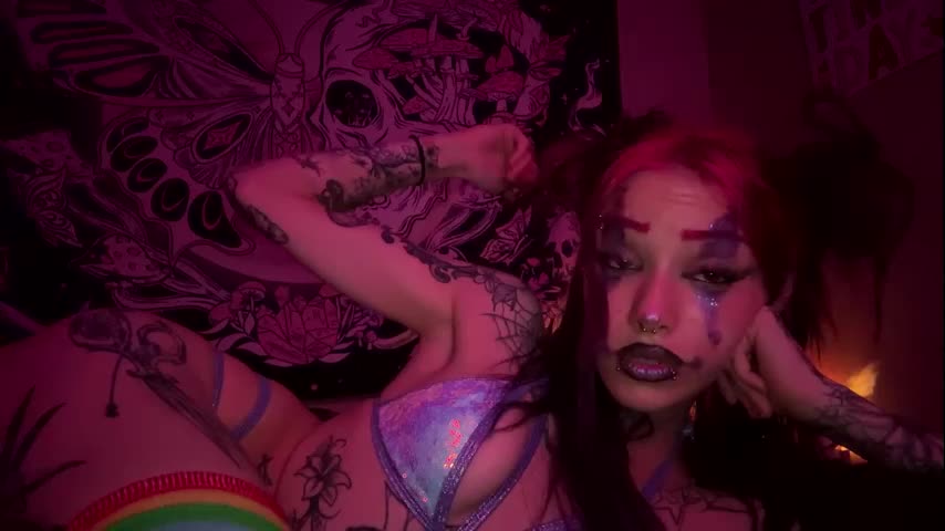 lookingforlona Cam Model Chat October 4, 2025