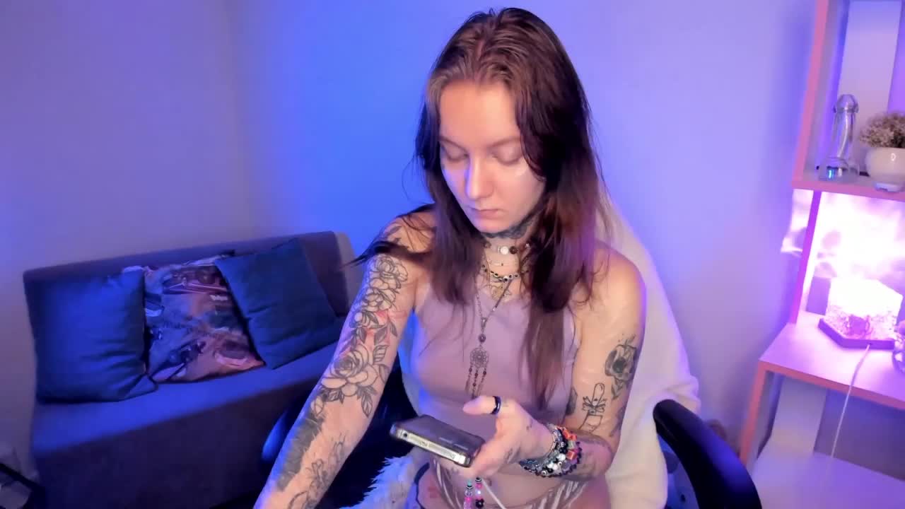 Mary-Xextra Cam Model Chat October 4, 2025