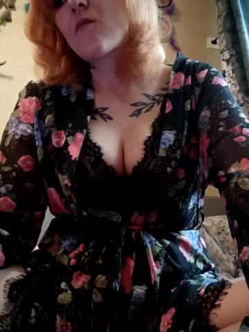 --Mari-- Cam Model Chat October 4, 2025