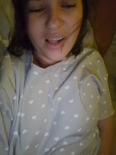 NiKa-ON Cam Model Chat October 4, 2025