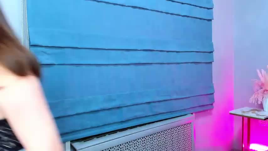 Curvy_Dynamite_ Cam Model Chat October 4, 2025