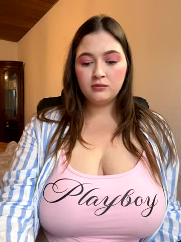 Kamilla_Loop Cam Model Chat October 4, 2025