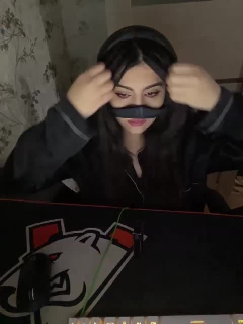 Aloeloea Cam Model Chat October 4, 2025