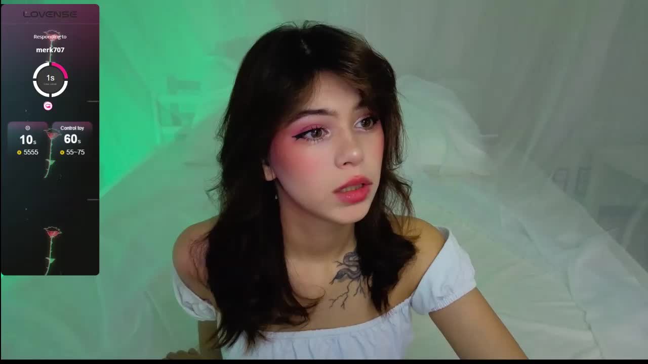 CoralineJones Cam Model Chat October 4, 2025