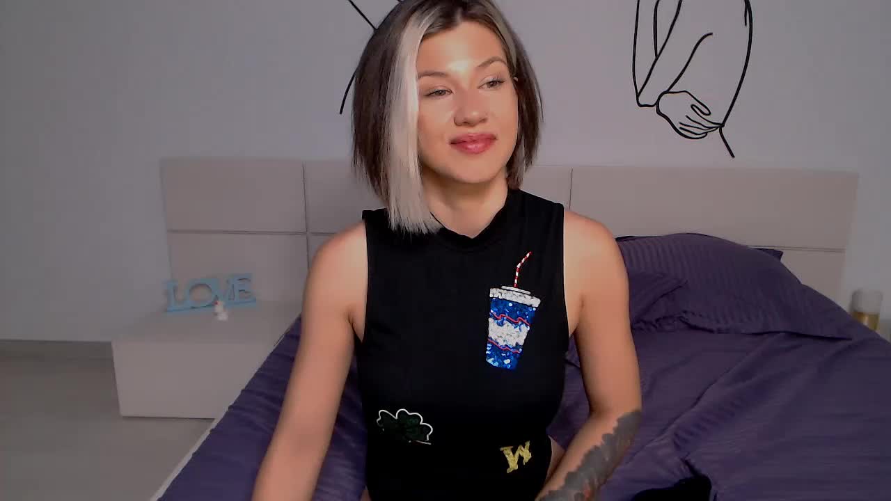 devilishfox Cam Model Chat October 4, 2025