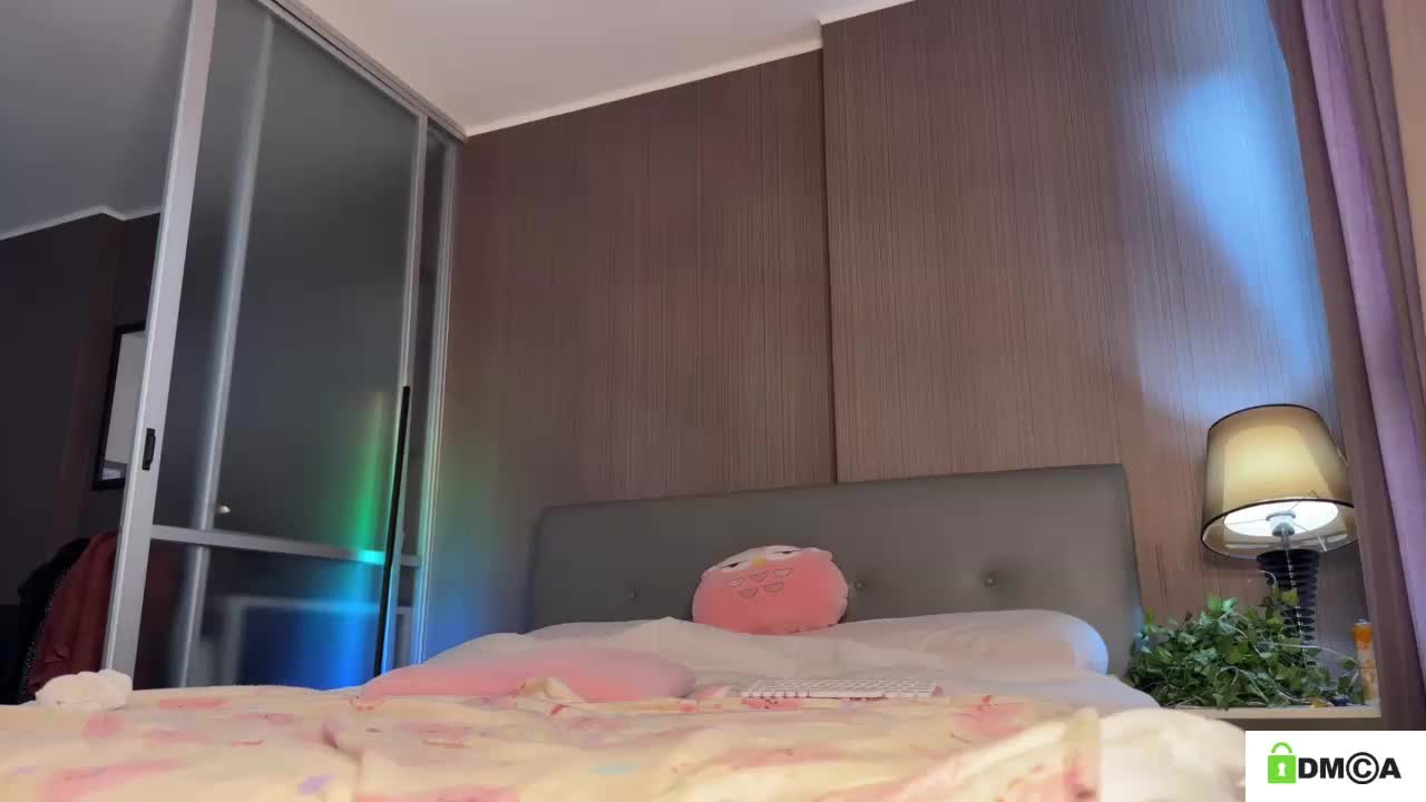 lizzyMeoww Cam Model Chat October 4, 2025