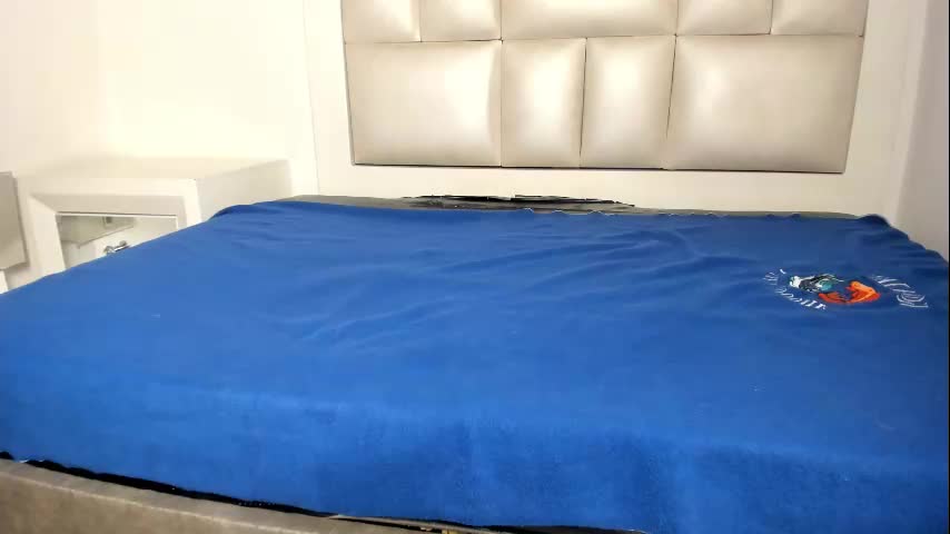 laura__js_ Cam Model Chat October 4, 2025