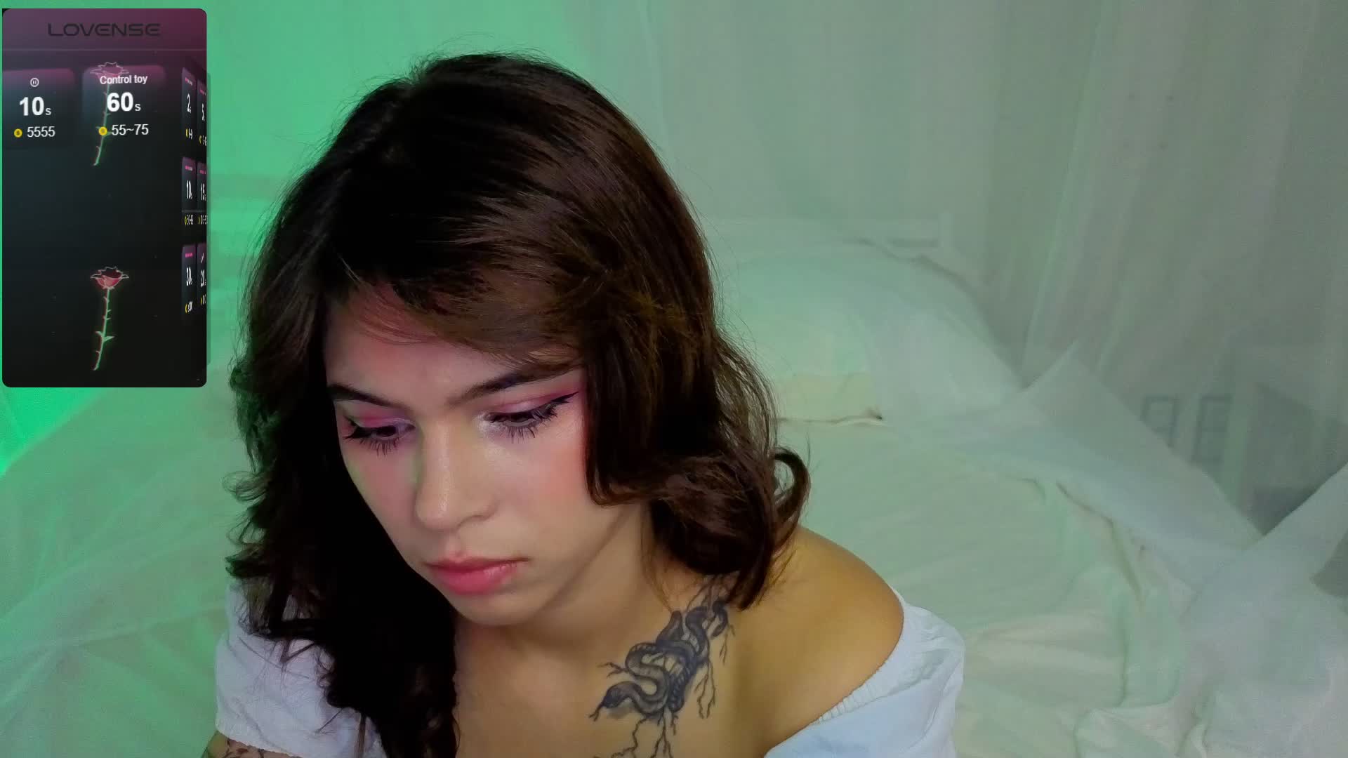 CoralineJones Cam Model Chat October 4, 2025