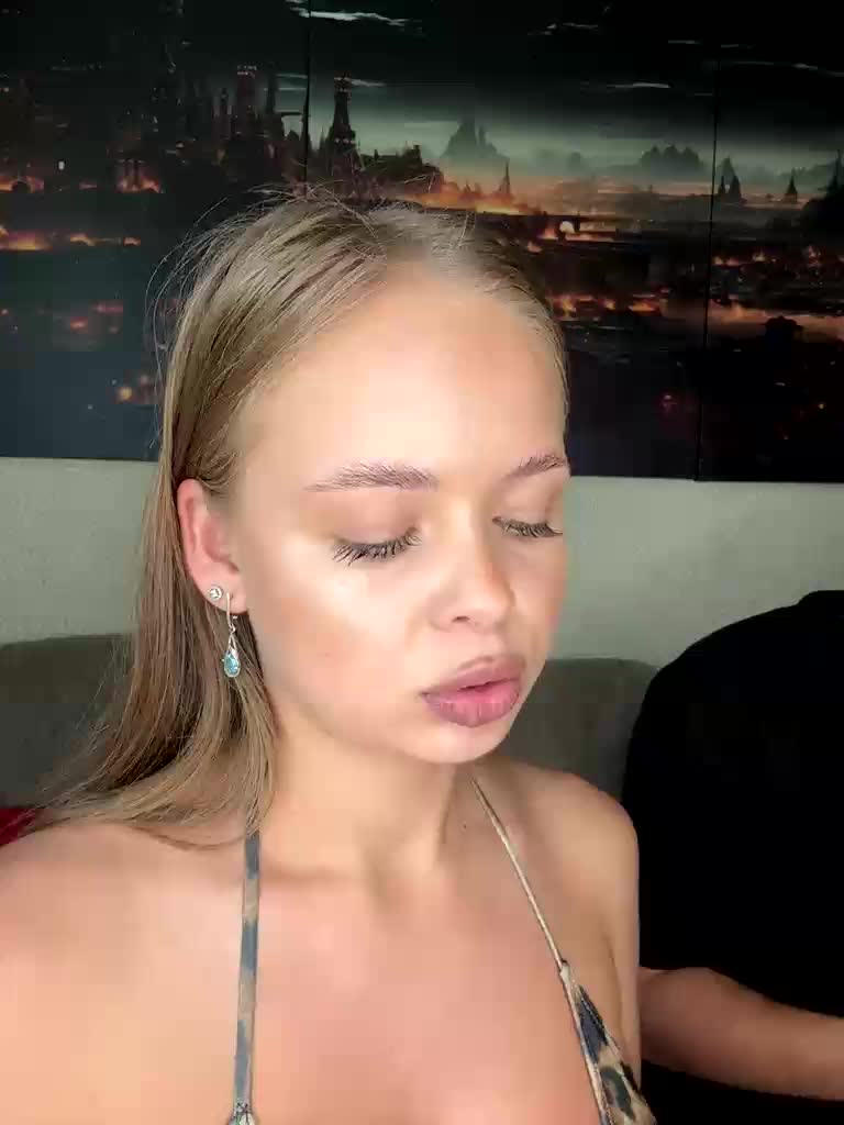 Art_cam Cam Model Chat October 4, 2025