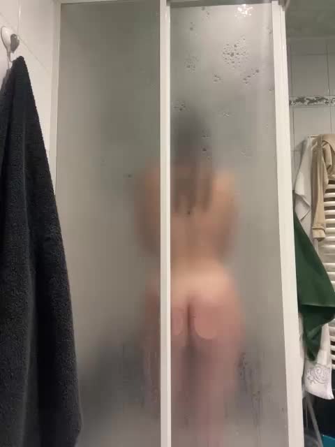 Milana22a Cam Model Chat October 4, 2025