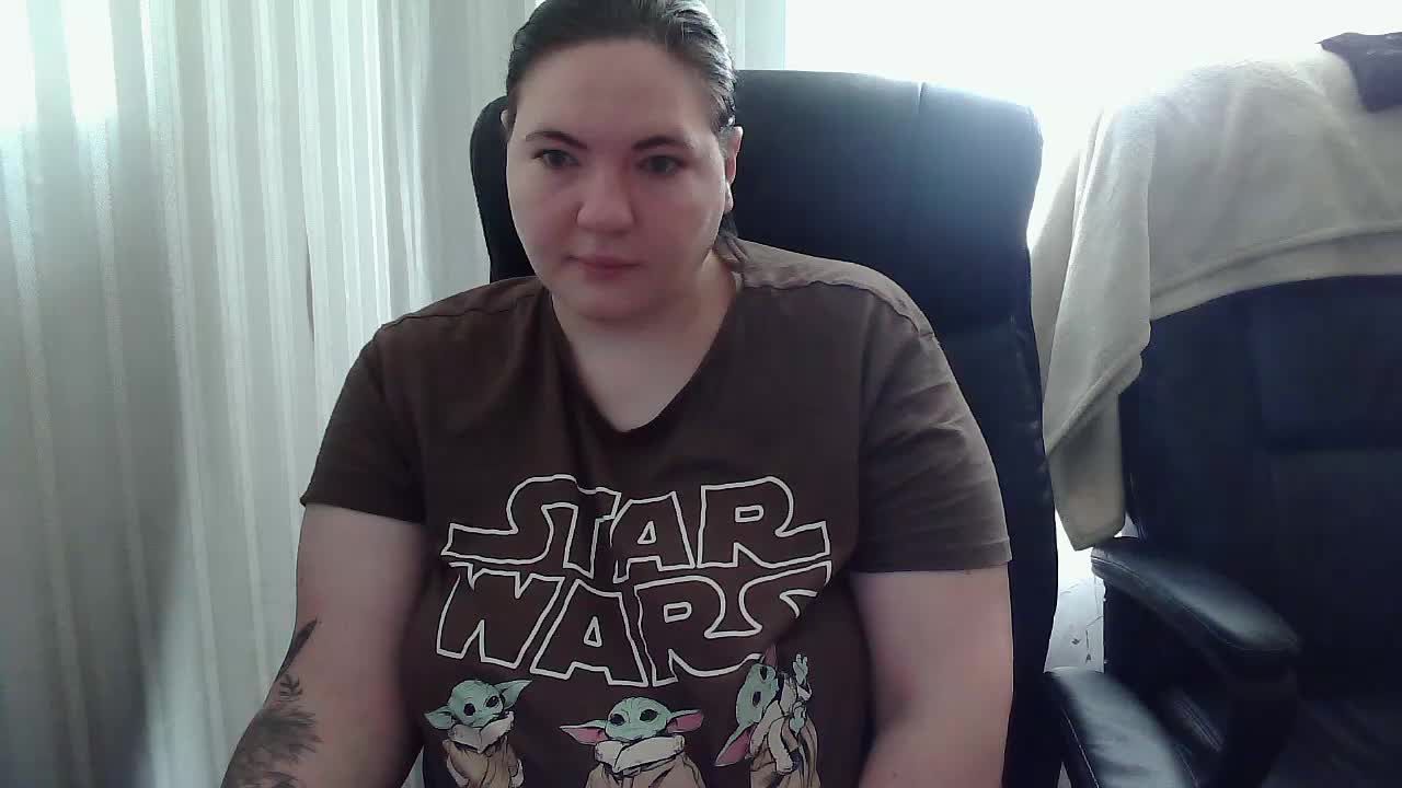 XLisaBlueX Cam Model Chat October 4, 2025