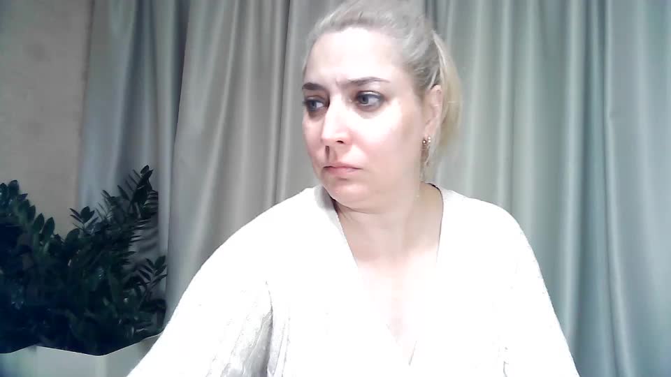 KickaIricka Cam Model Chat October 4, 2025